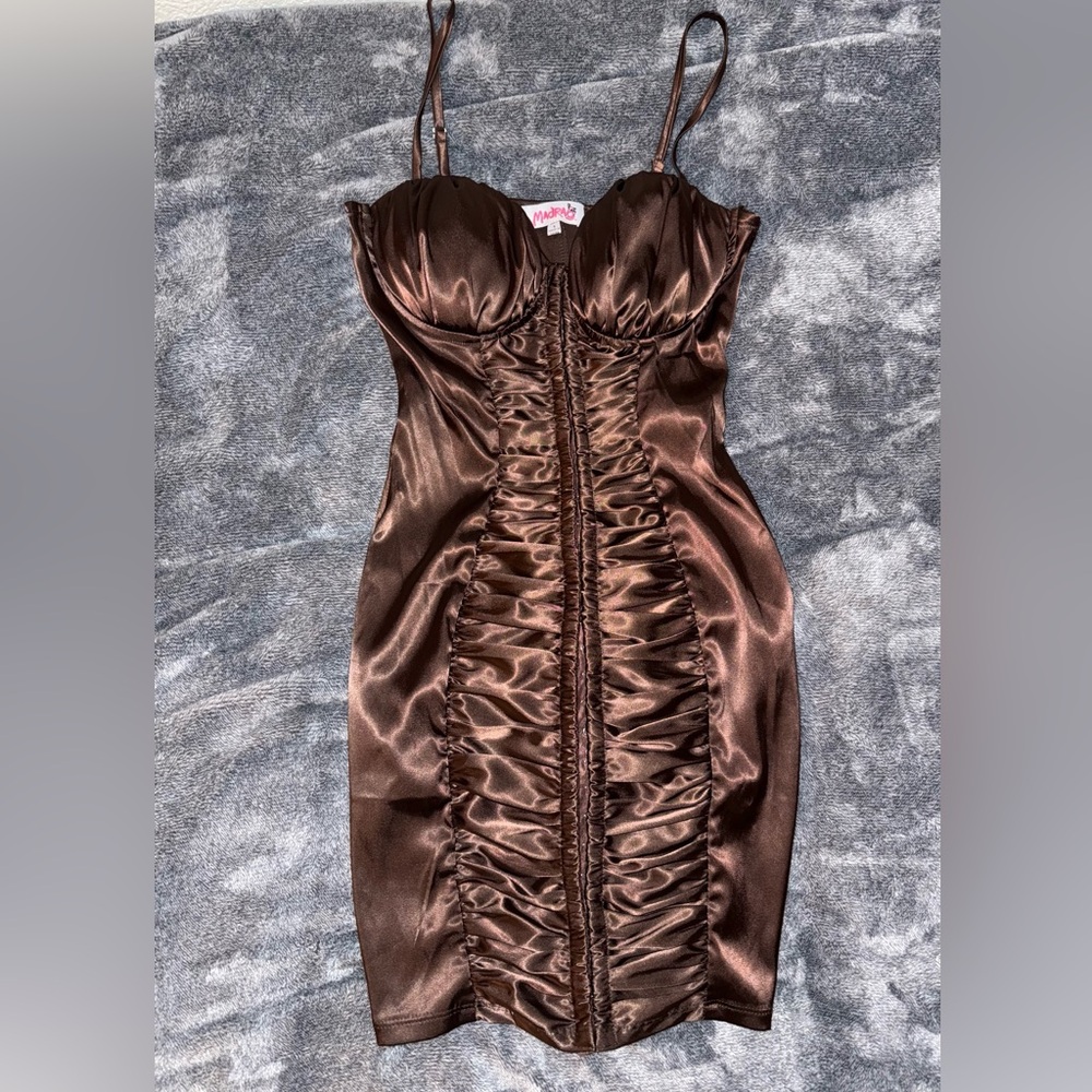 Brown Ruched Sweetheart Bodycon Mini Dress